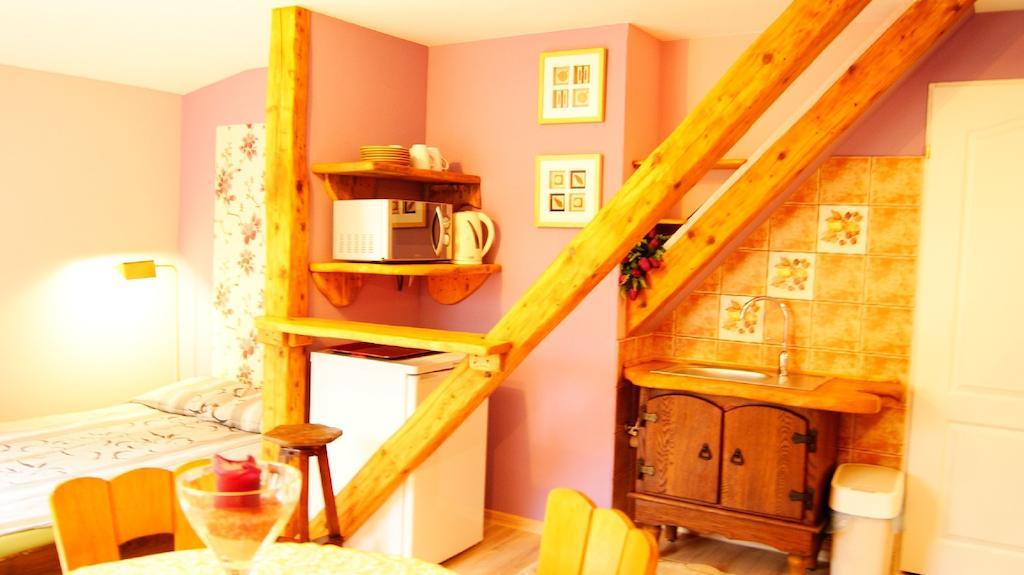 Ferienwohnung U Robsona Schreiberhau Zimmer foto